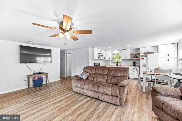 9235 PARDOE RD, Lusby, MD 20657
