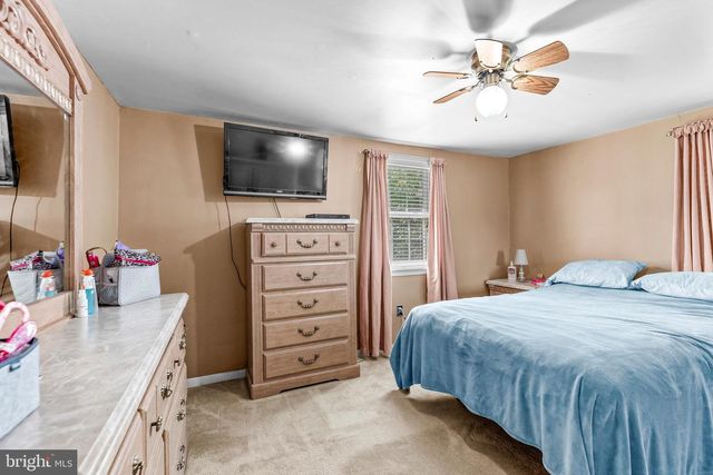 9235 PARDOE RD, Lusby, MD 20657