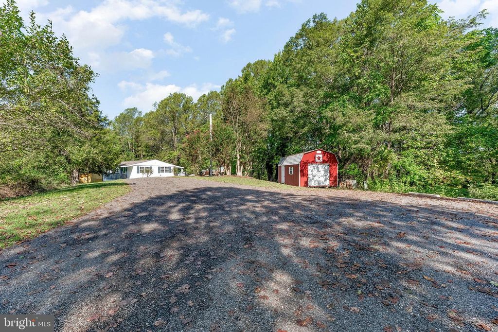 9235 PARDOE RD, Lusby, MD 20657