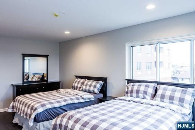 411 E Brinkerhoff Avenue 112, Palisades Park, NJ 07650