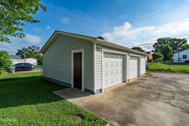 1524 Redwood Drive, Kingsport, TN 37664