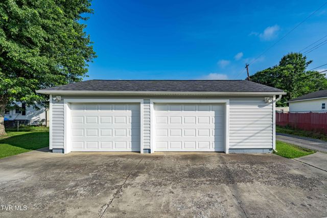 1524 Redwood Drive, Kingsport, TN 37664