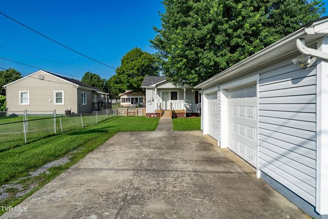 1524 Redwood Drive, Kingsport, TN 37664