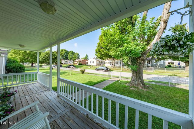 1524 Redwood Drive, Kingsport, TN 37664