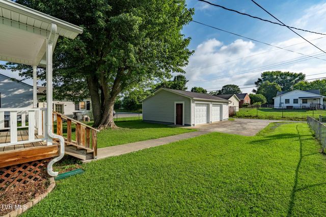 1524 Redwood Drive, Kingsport, TN 37664