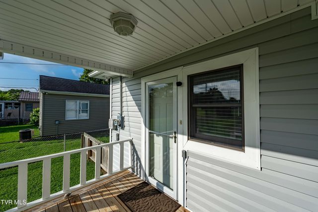 1524 Redwood Drive, Kingsport, TN 37664