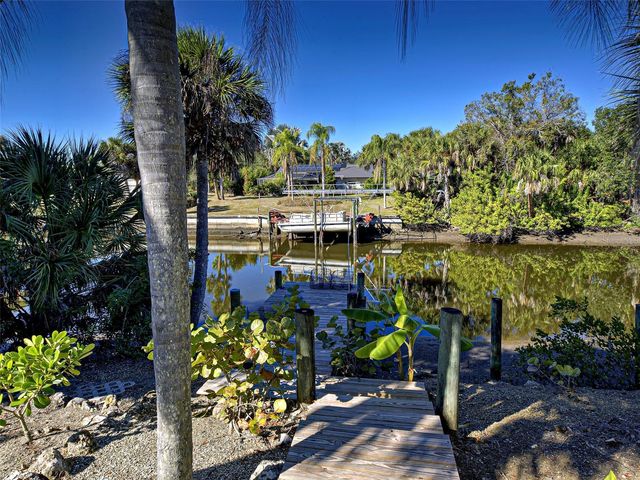 1045 CLEARVIEW DRIVE, Port Charlotte, FL 33953