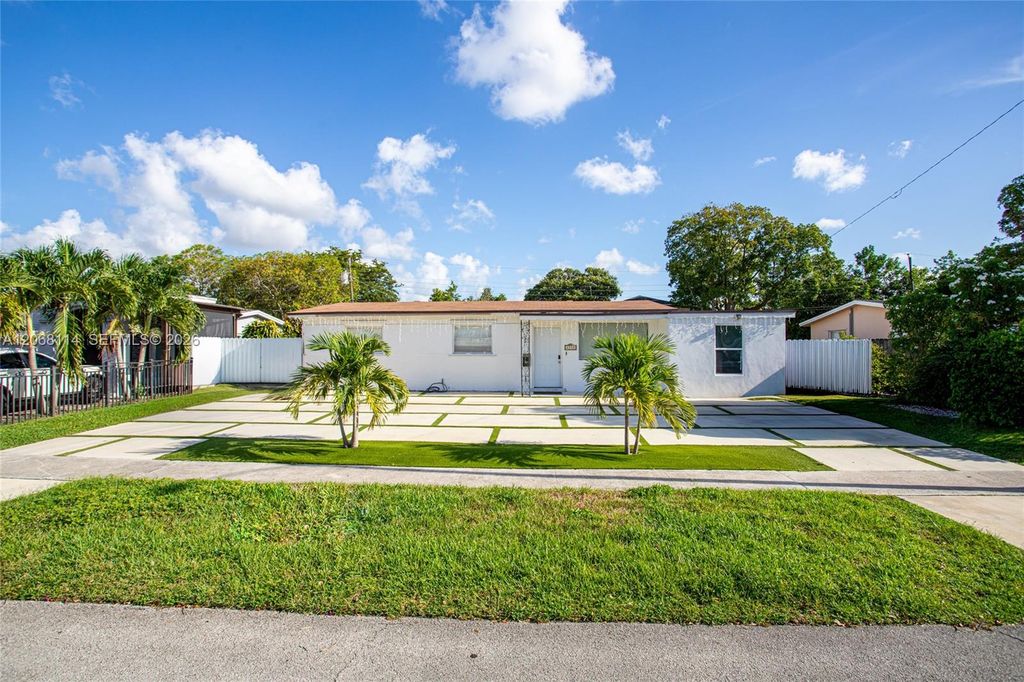 6930 Fillmore Street, Hollywood, FL 33024