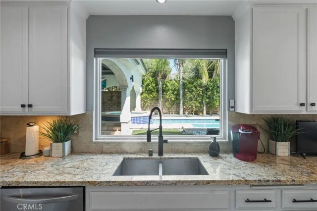 13656 DRONFIELD AVE, Sylmar, CA 91342