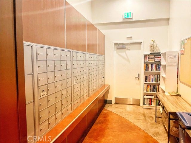 801 S Grand Avenue 1608, Los Angeles, CA 90017