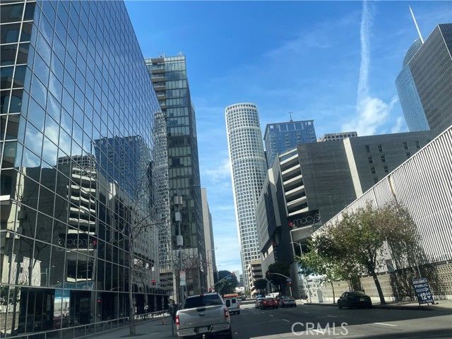 801 S Grand Avenue 1608, Los Angeles, CA 90017