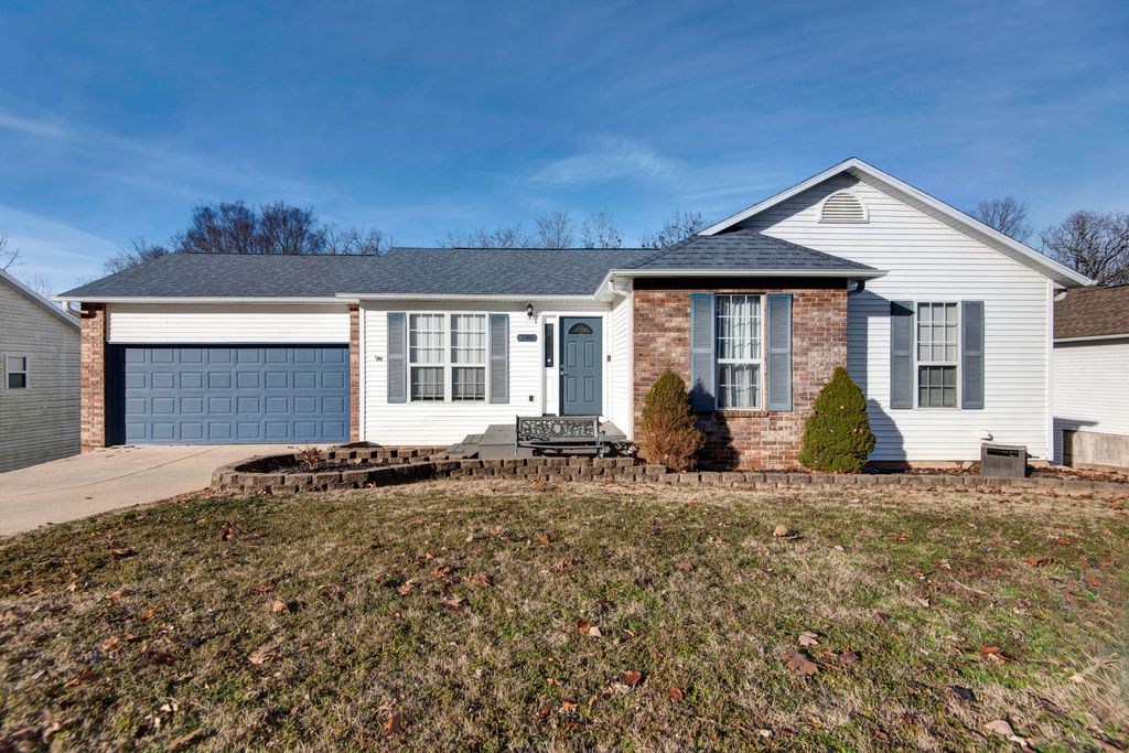 190 Blossom Valley, Branson, MO 65616