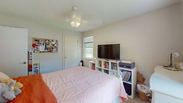 10 Pine Tree Lane, Worcester, MA 01609