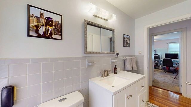 10 Pine Tree Lane, Worcester, MA 01609