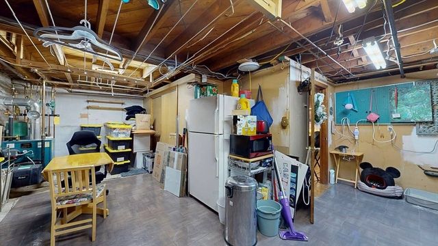 10 Pine Tree Lane, Worcester, MA 01609