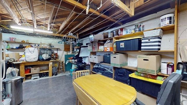 10 Pine Tree Lane, Worcester, MA 01609