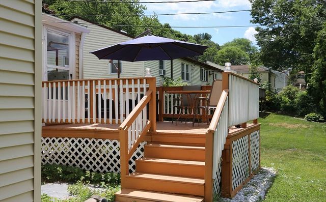 10 Pine Tree Lane, Worcester, MA 01609