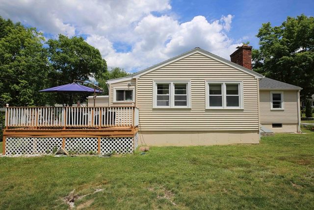 10 Pine Tree Lane, Worcester, MA 01609