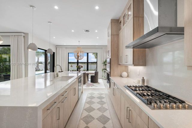 12609 Solana Bay Circle, Palm Beach Gardens, FL 33412