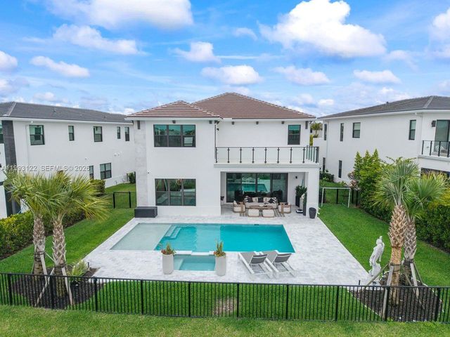 12609 Solana Bay Circle, Palm Beach Gardens, FL 33412