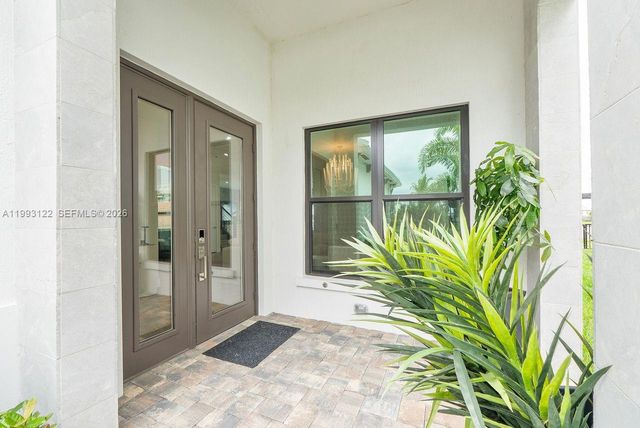 12609 Solana Bay Circle, Palm Beach Gardens, FL 33412