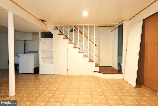 1921 MERRITT BLVD, Baltimore, MD 21222