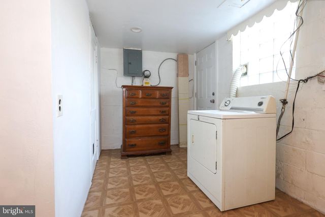 1921 MERRITT BLVD, Baltimore, MD 21222