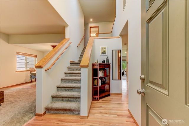 806 Darwins Way, Granite Falls, WA 98252