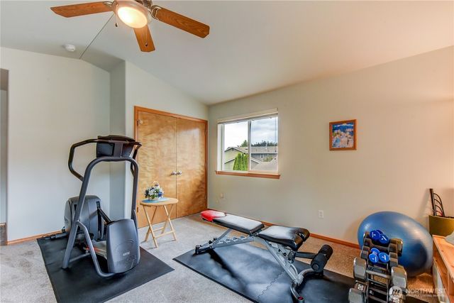 806 Darwins Way, Granite Falls, WA 98252