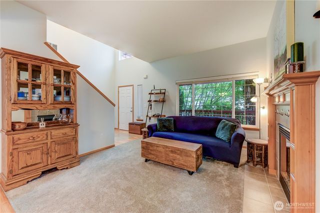 806 Darwins Way, Granite Falls, WA 98252