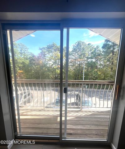 42 Diane Drive, Tinton Falls, NJ 07753