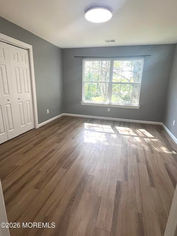 42 Diane Drive, Tinton Falls, NJ 07753
