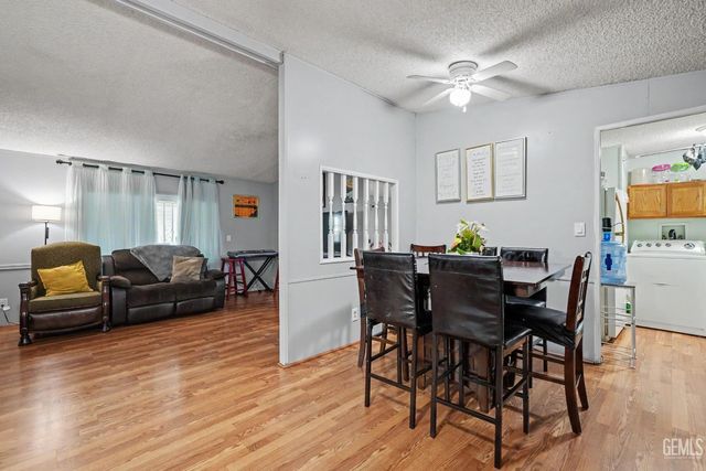 6351 Akers Road 91, Bakersfield, CA 93313