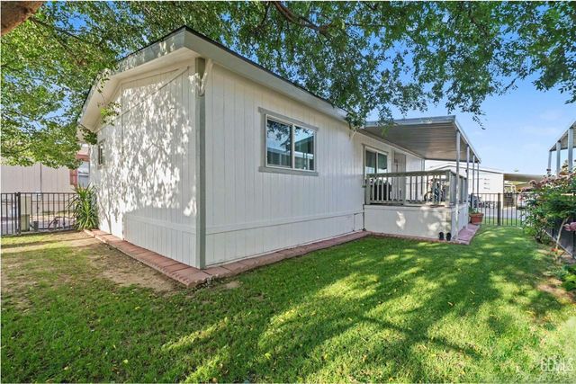 6351 Akers Road 91, Bakersfield, CA 93313