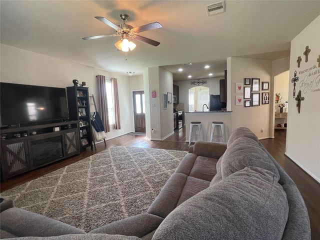 2714 Finwood Drive, Rosenberg, TX 77471