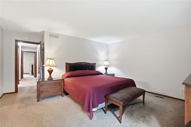 2033 Meadowside Lane, Washington Twp, OH 45458