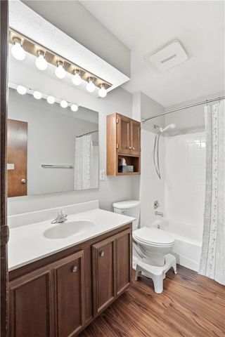 2033 Meadowside Lane, Washington Twp, OH 45458