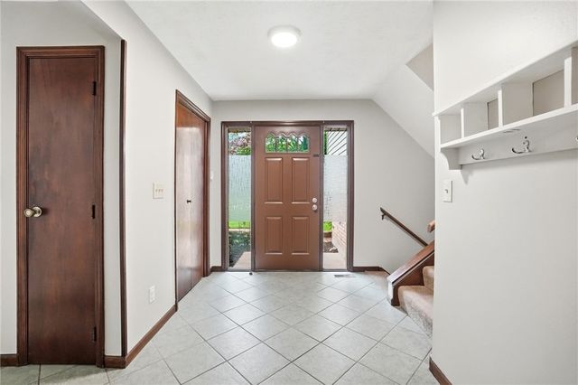 2033 Meadowside Lane, Washington Twp, OH 45458