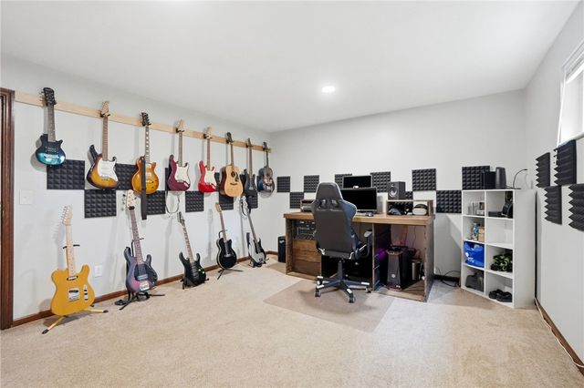 2033 Meadowside Lane, Washington Twp, OH 45458