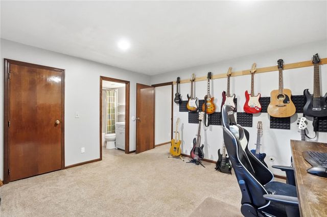 2033 Meadowside Lane, Washington Twp, OH 45458