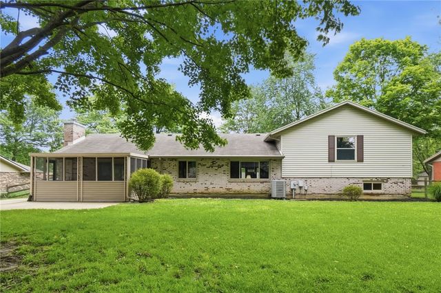 2033 Meadowside Lane, Washington Twp, OH 45458