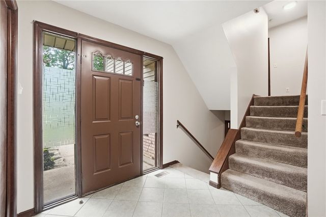 2033 Meadowside Lane, Washington Twp, OH 45458