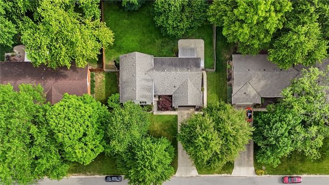 2033 Meadowside Lane, Washington Twp, OH 45458
