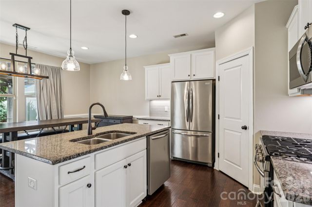 6309 Kennard Drive, Charlotte, NC 28216