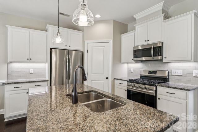 6309 Kennard Drive, Charlotte, NC 28216