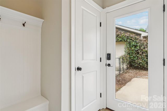 6309 Kennard Drive, Charlotte, NC 28216