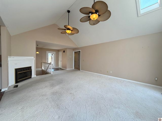 749 Bayshore Dr, Cadiz, KY 42211