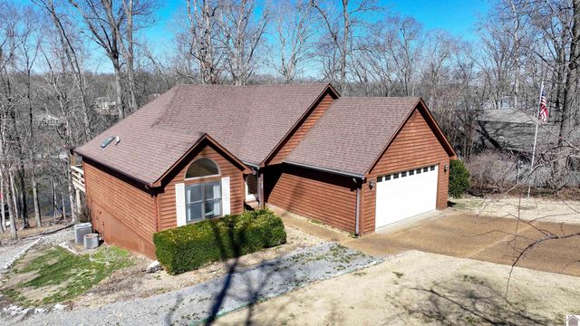 749 Bayshore Dr, Cadiz, KY 42211
