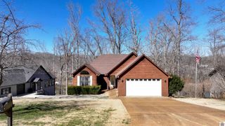 749 Bayshore Dr, Cadiz, KY 42211