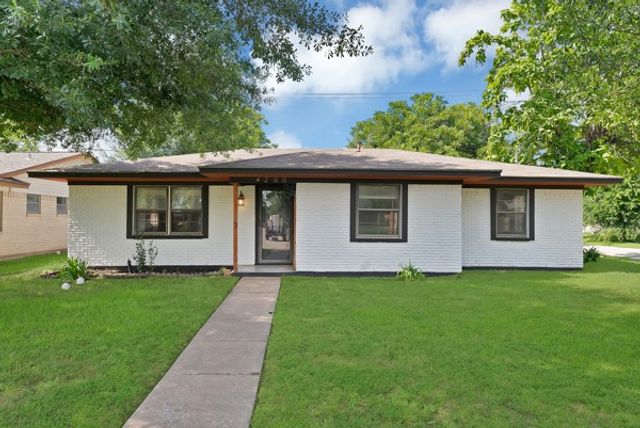4200 Templeton Street, Greenville, TX 75401